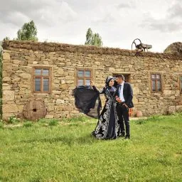 Kenan Yavuz Kultur Evi 25